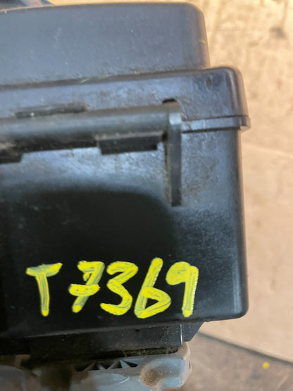 2005 2006 Jeep Grand Cherokee Fuse Box Multi-Function Relay Module OE T7369 DG9