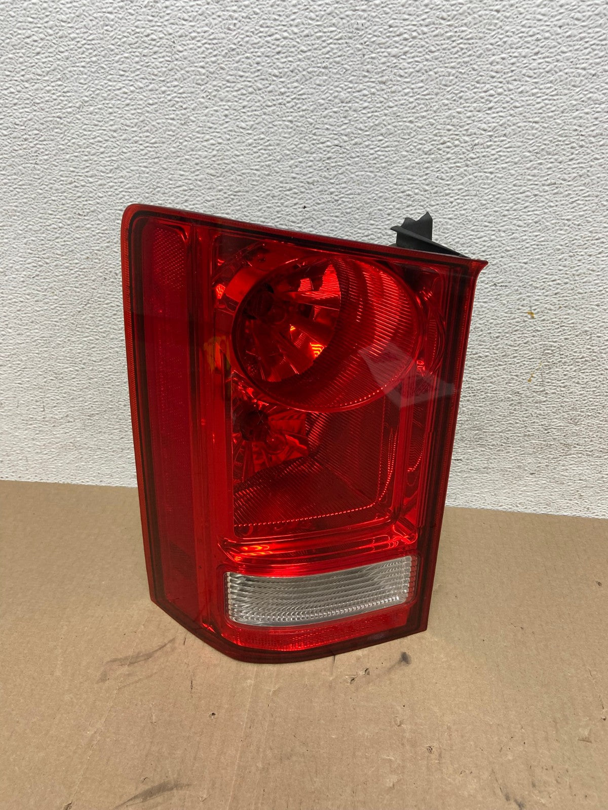 2009 to 2015 Honda Pilot Left Driver Lh Side Tail light AE6998 LK0