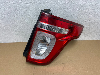 2011 2012 2013 2014 2015 Ford Explorer Right Passenger RH Tail light AF9937 LK0