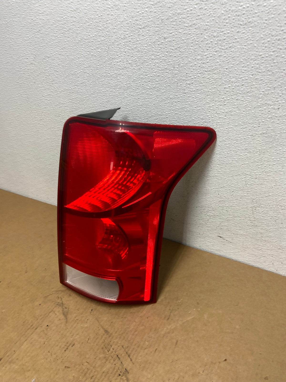 2007 to 2009 Suzuki XL-7 Vitara Right Passenger Rh Side Tail Light Oem AC1818 LK1