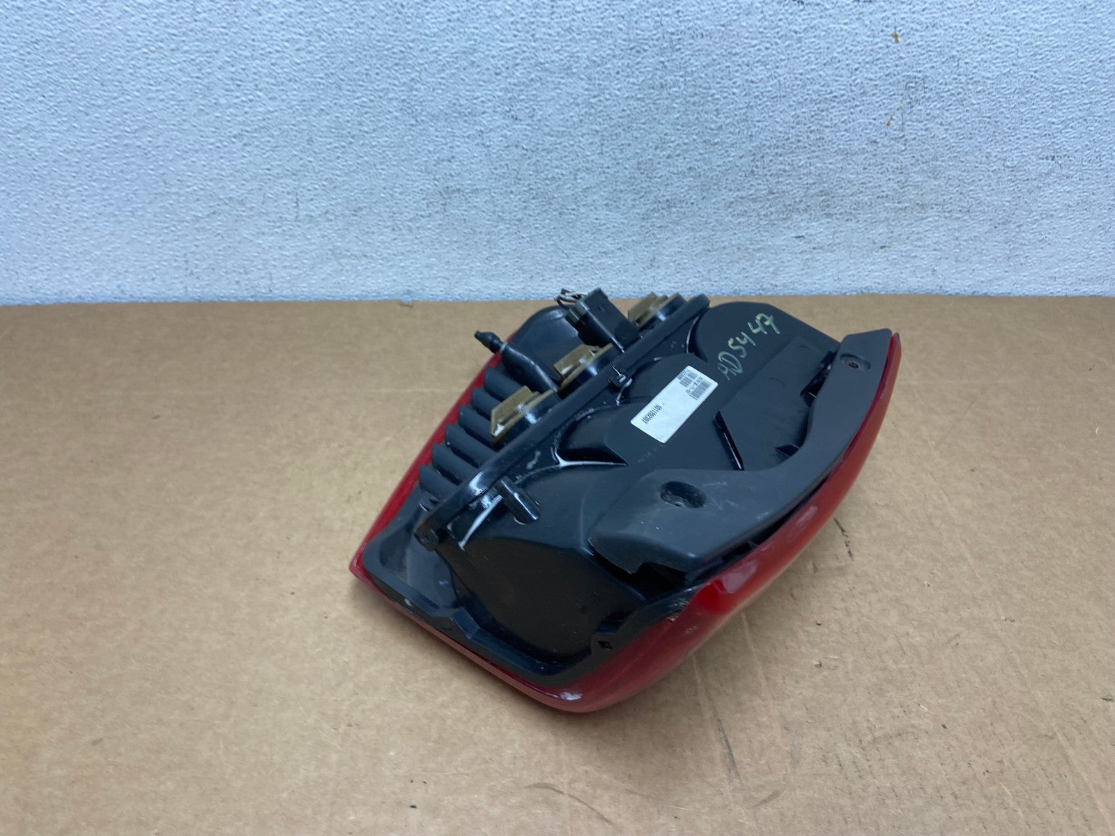 1999-2004 Jeep Grand Cherokee WJ Right Passenger Rh Tail Light AD5447 LK3