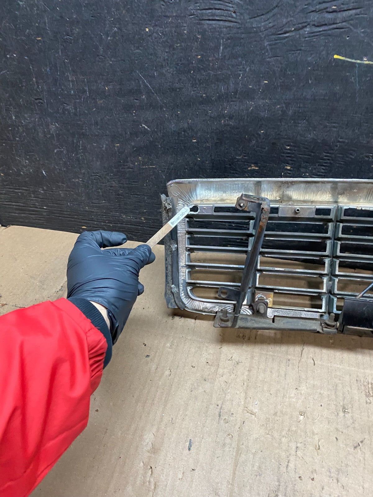 1993 to 1996 Chevrolet Caprice Front Upper Grill Grille u6415 DG10
