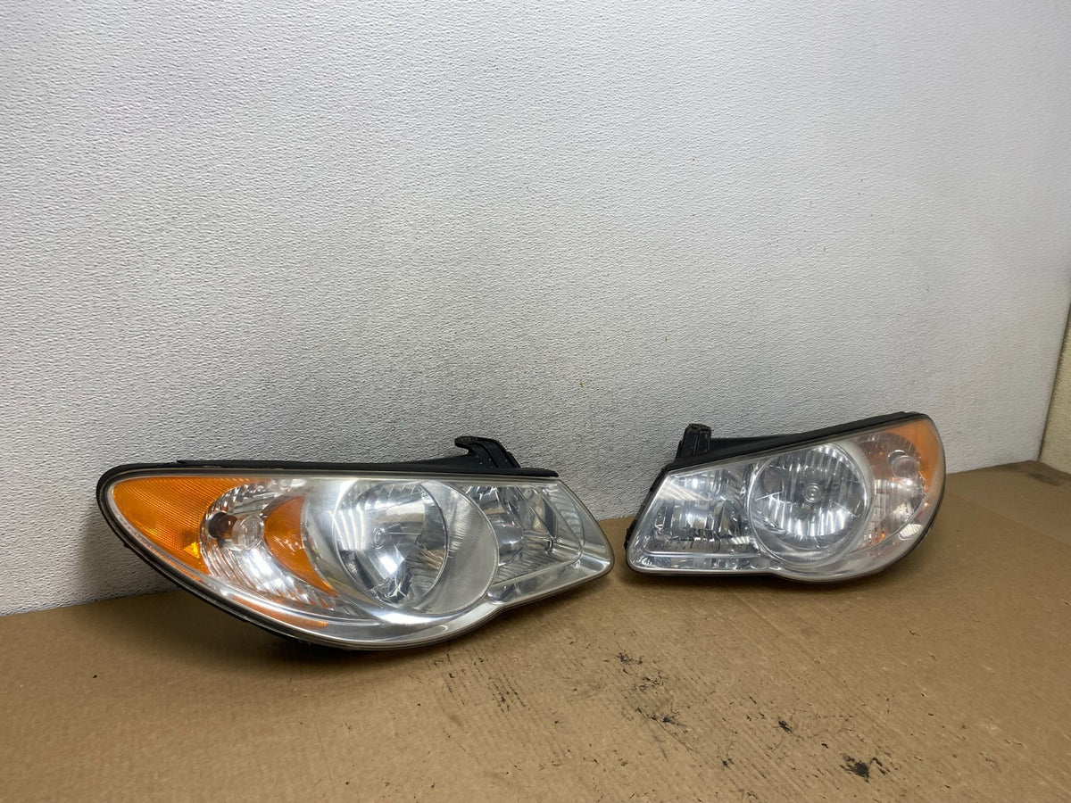 2007 2008 2009 2010 Hyundai Elantra Left+Right Side Headlights AG2209 DW2