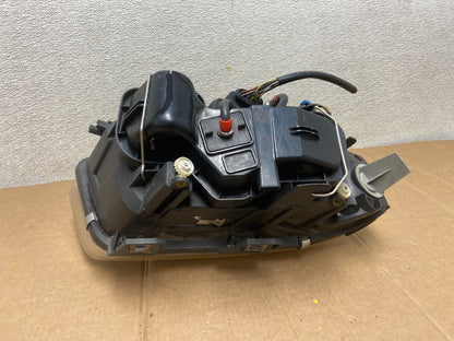 2002 to 2004 Audi A6 Left Driver LH Side Xenon HID Headlight OEM AA1123 DW4