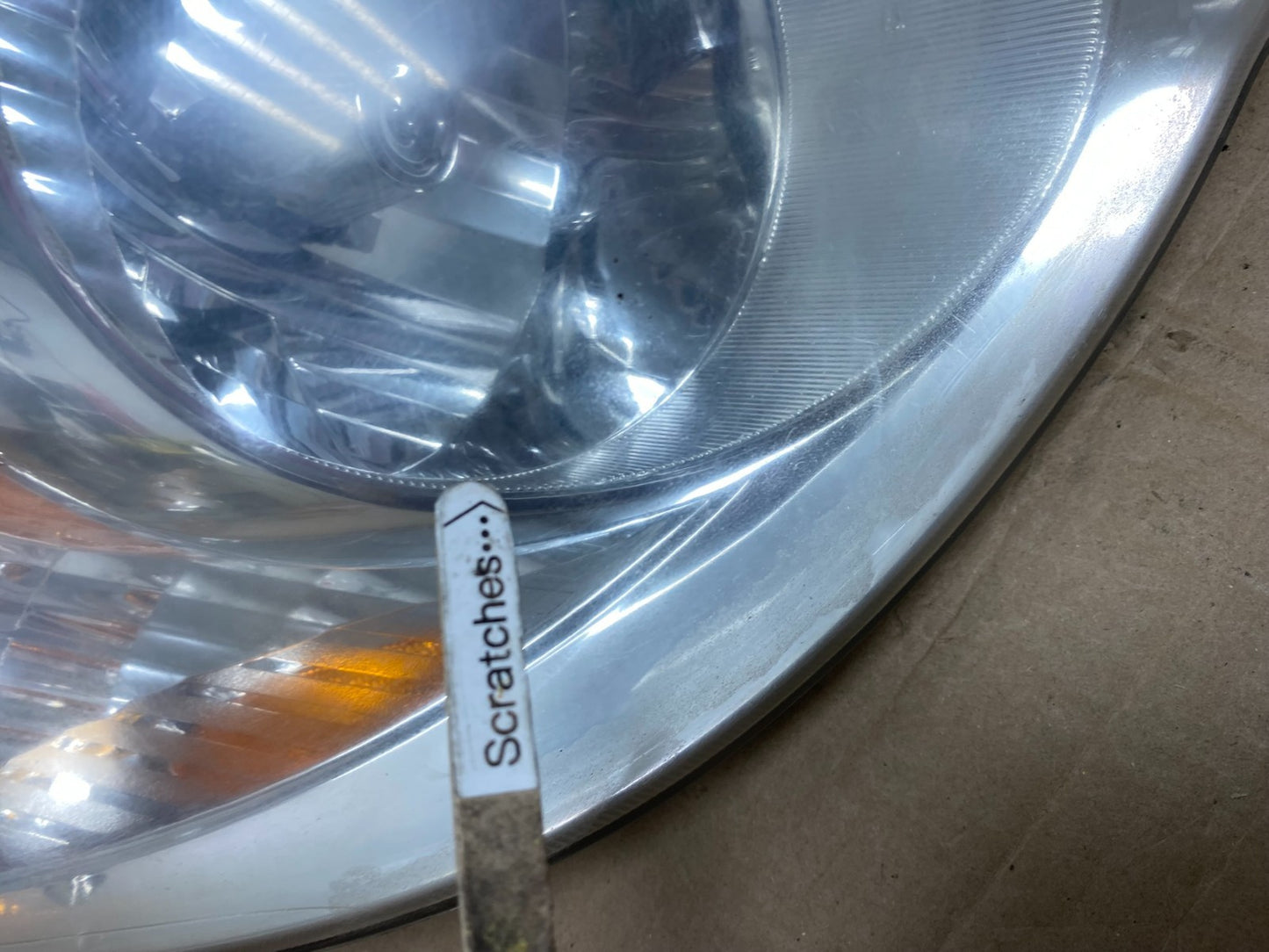 2007 2008 2009 2010 Hyundai Elantra Right Passenger Side Headlight AE4910 DW3