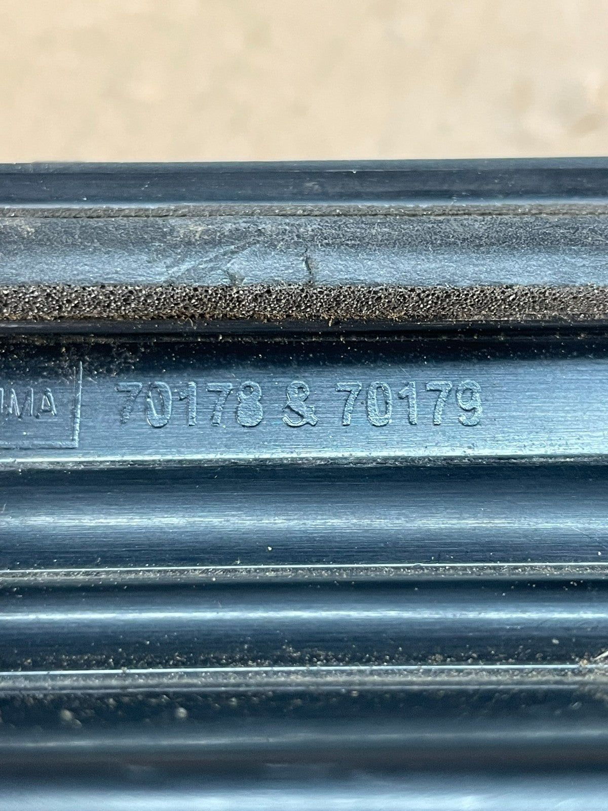 2011 to 2014 Dodge Charger Center Trunk Tail Light Lamp Lid Panel ad8579 DG6