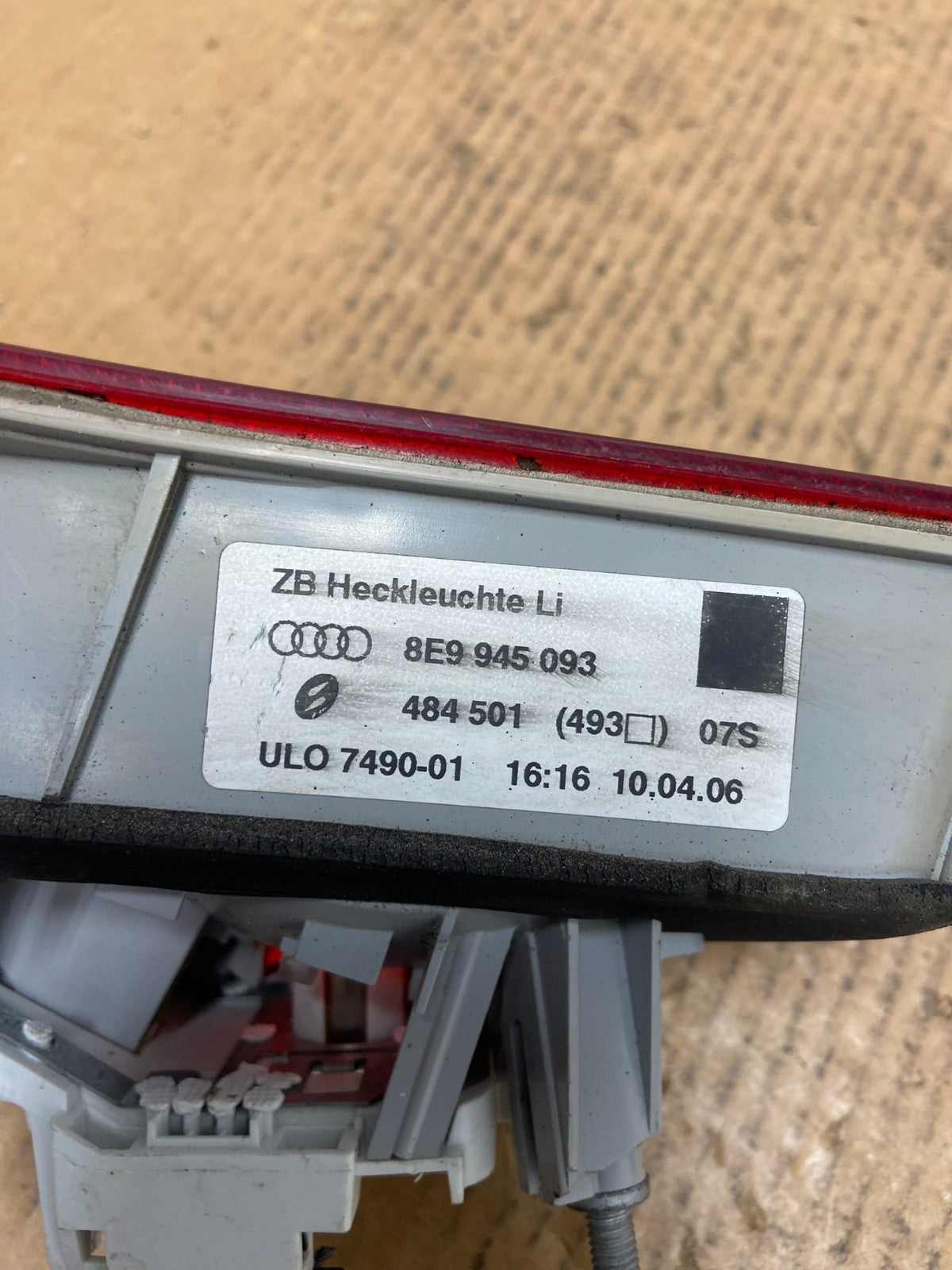 2004 to 2008 Audi A4 Avant Left Driver LH Inner Tail Light AE0236 DW6