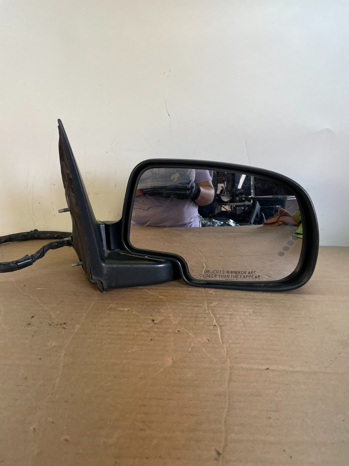 2003-2006 Chevrolet Tahoe Suburban Right Passenger Turn Door Mirror AG7897 DW8