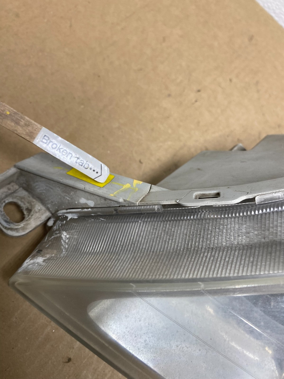 2000 to 2004 Toyota Avalon Halogen Left Driver LH Headlight Oem AC1364 DW6