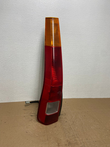 2002 2003 2004 Honda Crv Cr-v Left Driver Lh Side Tail Light Oem AB8392 LK2