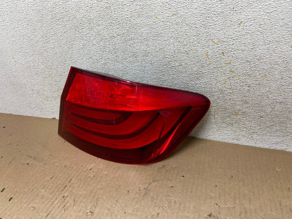 2011 2012 2013 BMW 5 Series F10 Right Passenger Rh Side Tail Light AH5917 LK2
