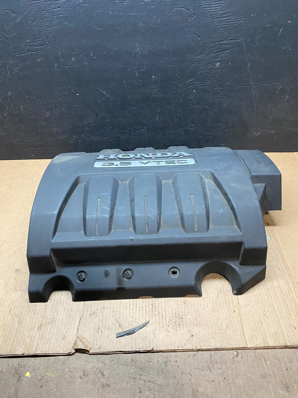2006 to 2008 Honda Pilot Engine Cover Trim Bezel 17121-PVJ-A01 OEM F6625 DG10