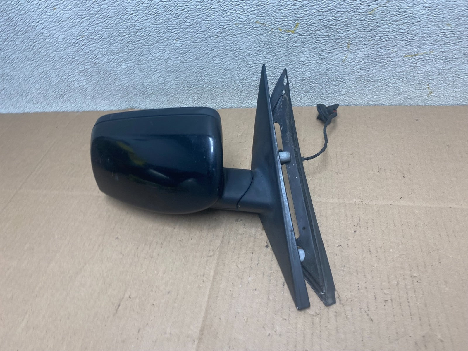 2006 - 2010 BMW 528i 530i 535i Right Passenger Door View Mirror W0629 DW2