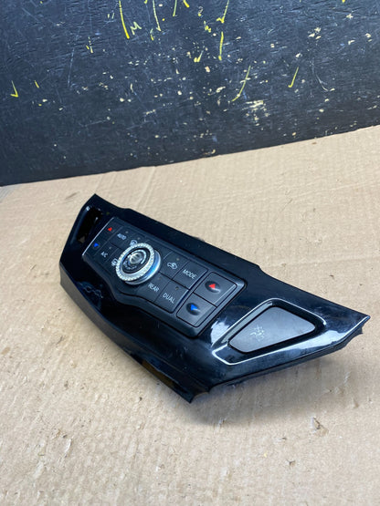 2013 to 2018 Nissan Pathfinder Radio Audio Climate Control OEM Z0312 DG2