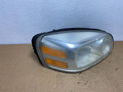 2005 - 2009 Pontiac Montana / Uplander Right Passenger Headlight AC7740 DW2