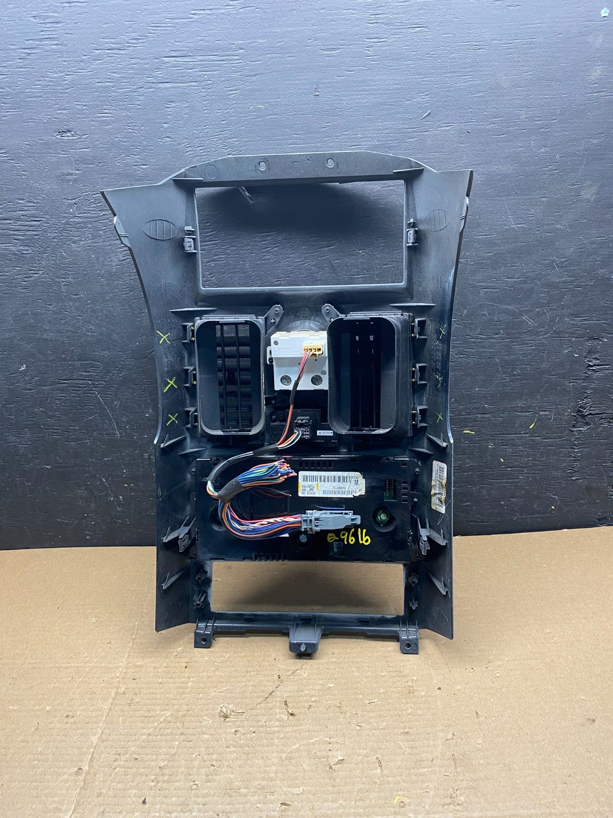 2008-2010 Dodge Grand Caravan Radio Bezel Climate Control Hea AC Heater Q9616 DG5