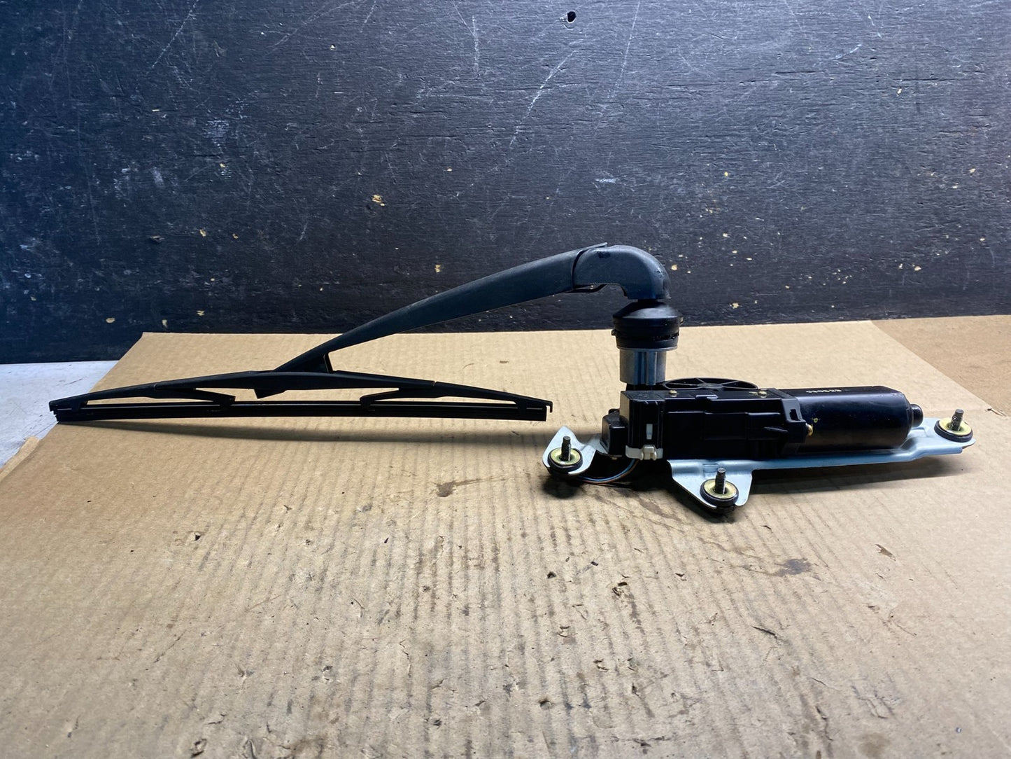 2003-2008 Infiniti FX35 Rear Liftgate Back Window Wiper Motor OEM Z4750 DG0