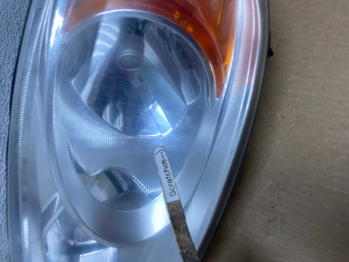 2013 to 2016 Ford C-MAX Left Driver LH Side Headlight AF9498 DW3