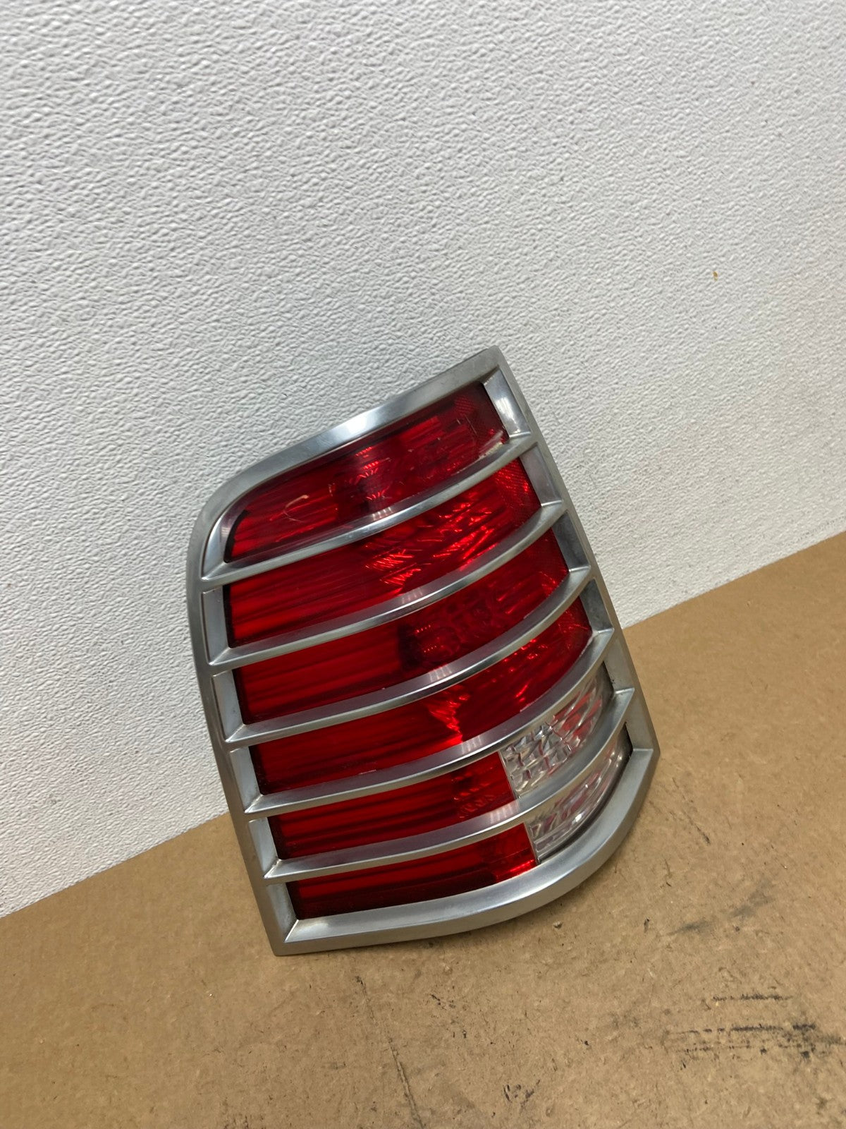 2002 to 2005 Mercury Mountaineer Left Driver Lh Side Tail Light Oem AC3489 LK2