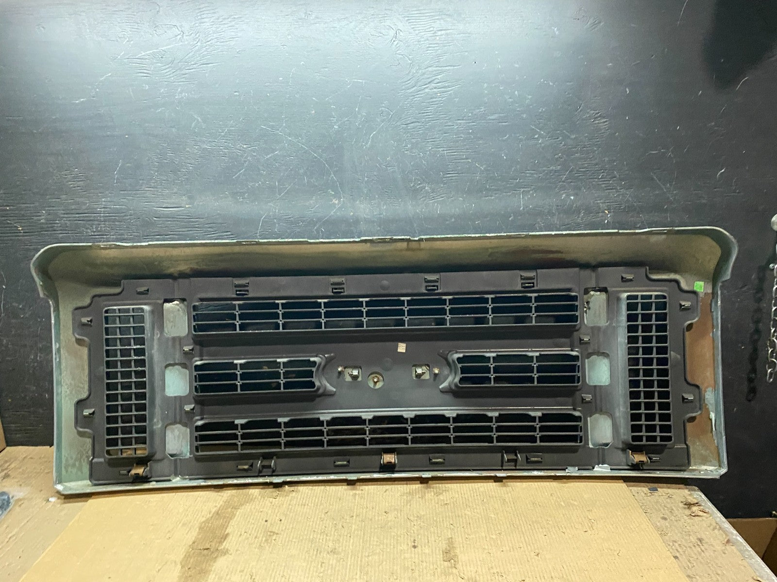 2008-2014 Ford Econoline E150 E250 Front Upper Chrome Grill Grille Oem X3299 DG8