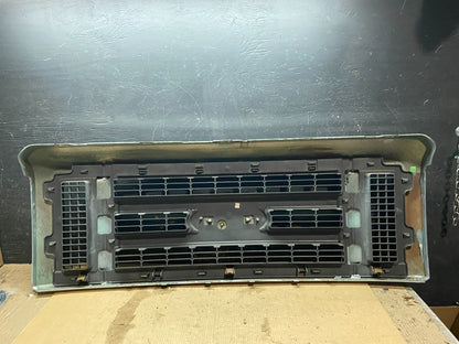 2008-2014 Ford Econoline E150 E250 Front Upper Chrome Grill Grille Oem X3299 DG8