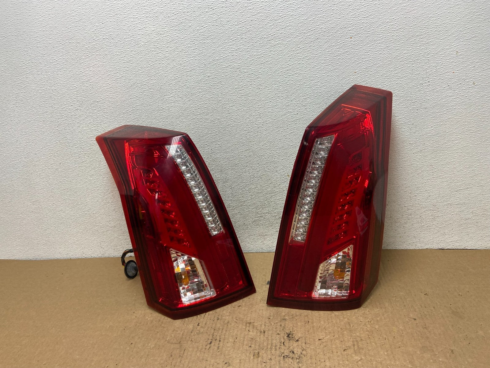 2003 to 2007 Cadillac Cts Left+Right Set Side Spec-D LED Tail Light AG3282 DG0