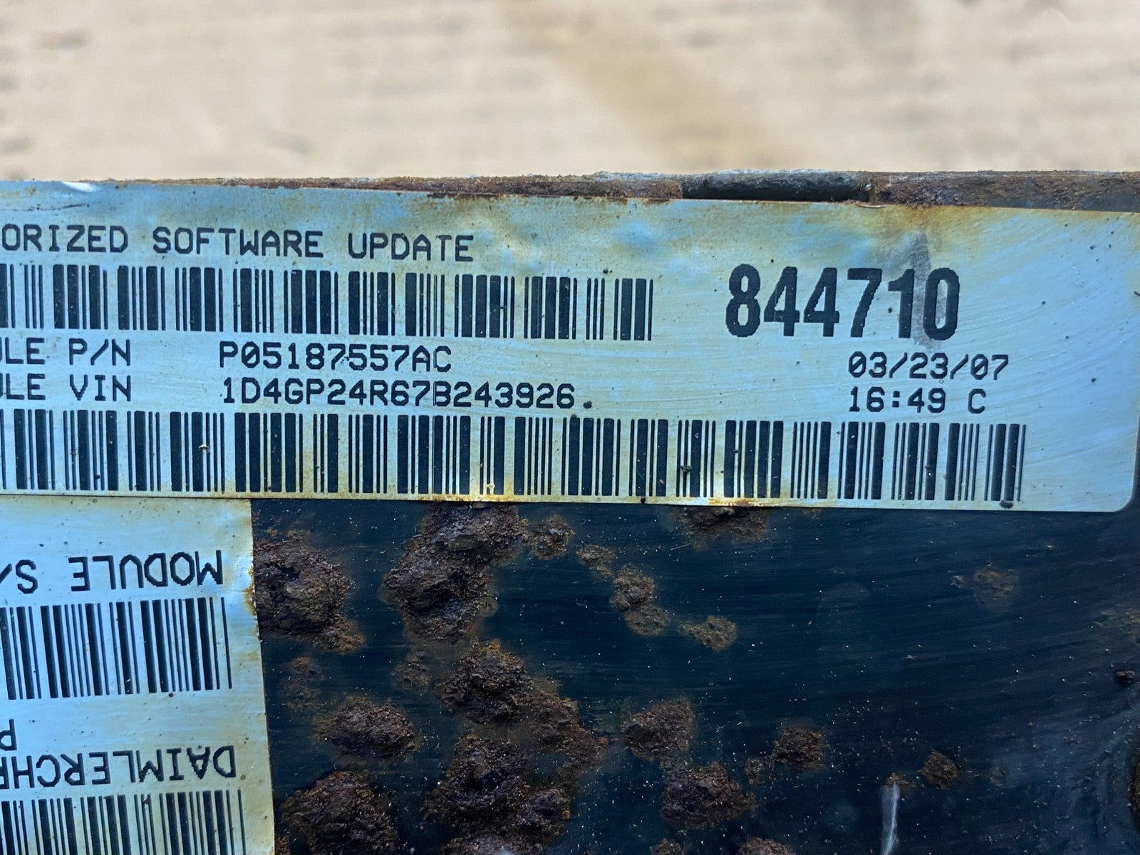 2007 Chrysler Caravan 3.3L Engine Control Module p05187557ac ae2158 DG2