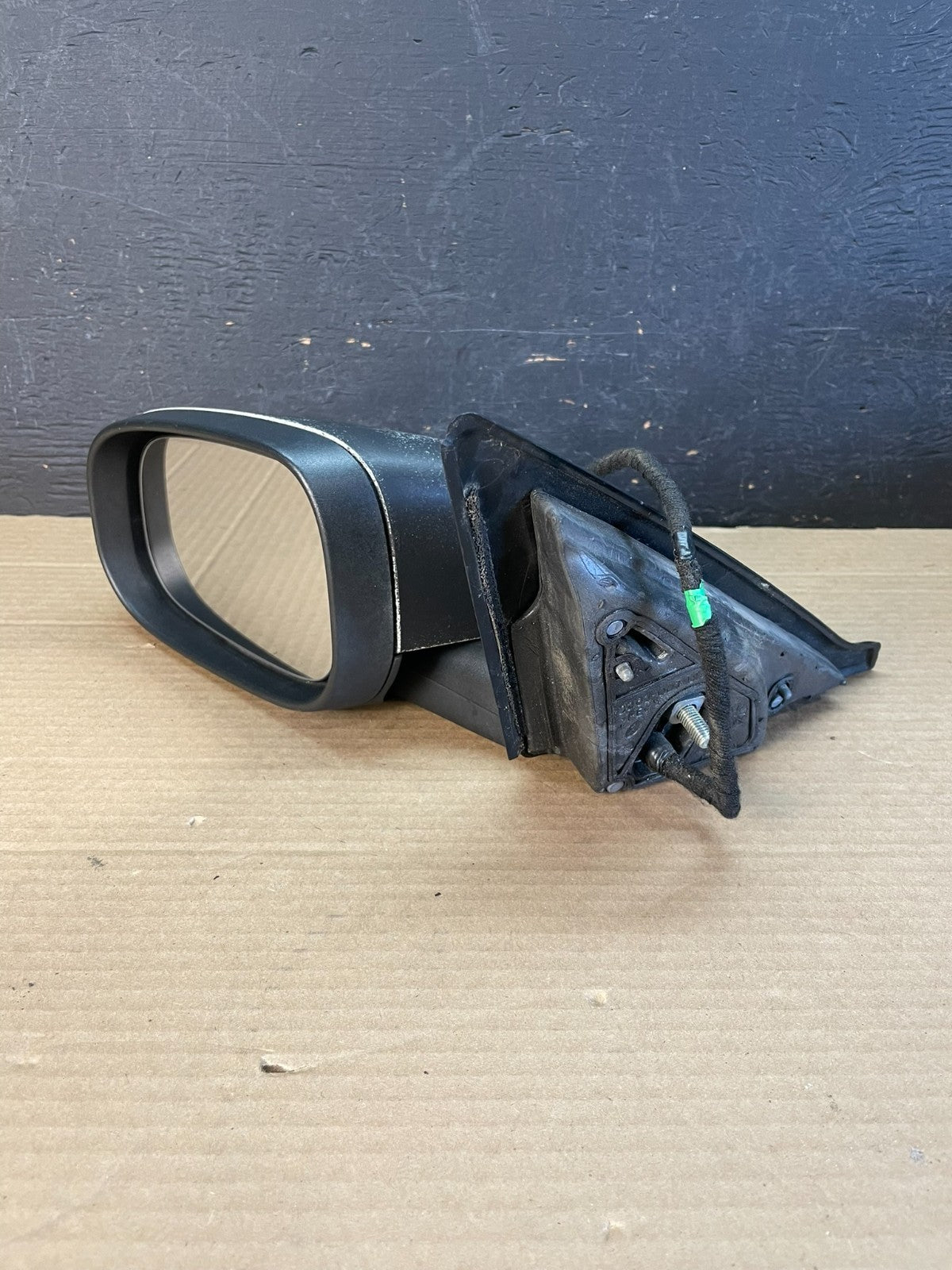 2007 to 2011 Volvo S40 V50 Left Driver Lh Side View Door Mirror AE8609 DG2