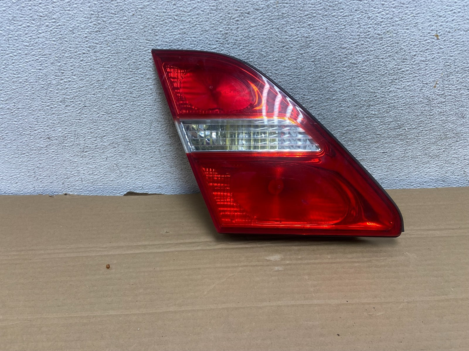 2001 2002 2003 Lexus Ls430 Left Driver LH Side Inner Tail Light AG8845 DW0