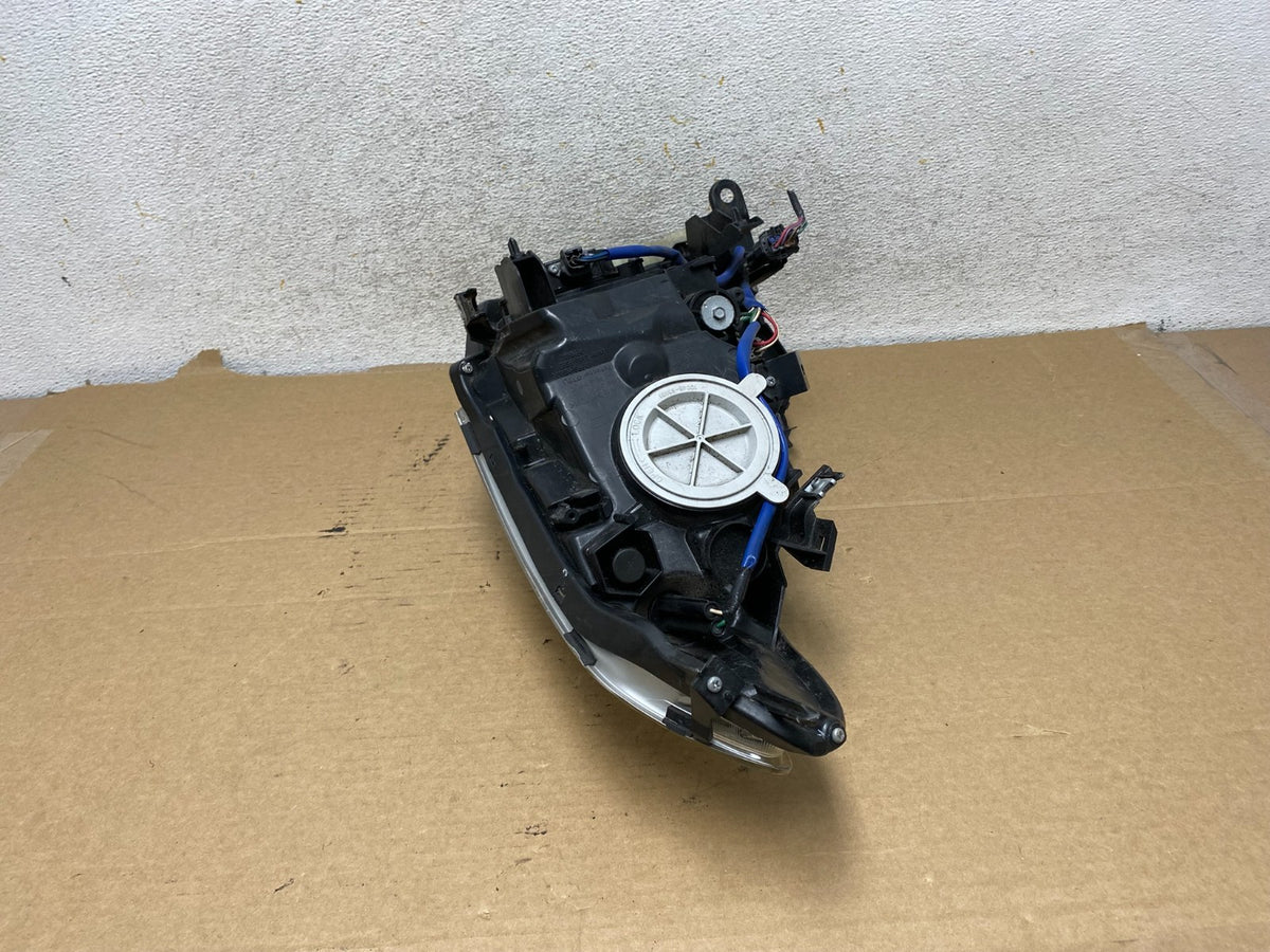 2010-2012 Infiniti G37 Right Passenger Side Xenon HID Headlight AH7785 DW8