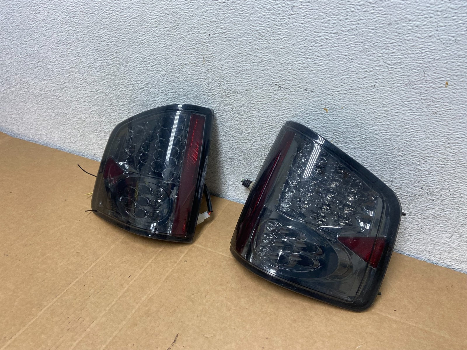 1994 - 2002 Chevrolet S10 GMC Sonoma Left+Right Set LED Tail Light AA0338 DG1