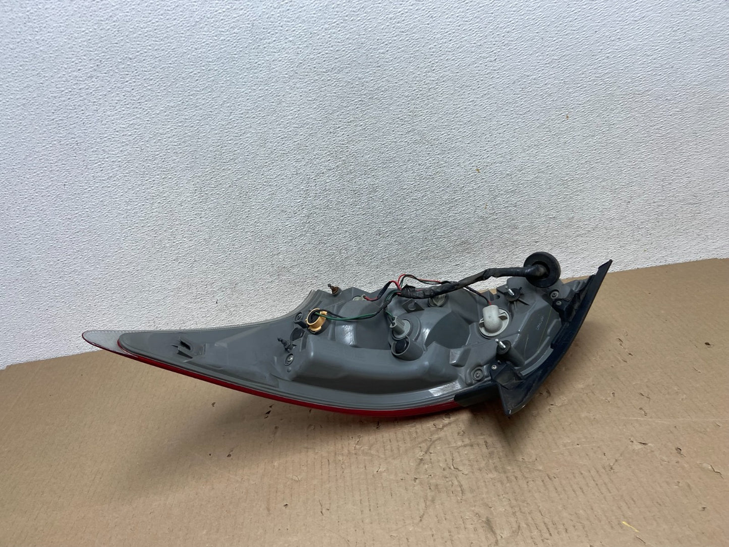 2009 2010 2011 Nissan Maxima Left Driver Lh Side Tail light AG5916 DW5
