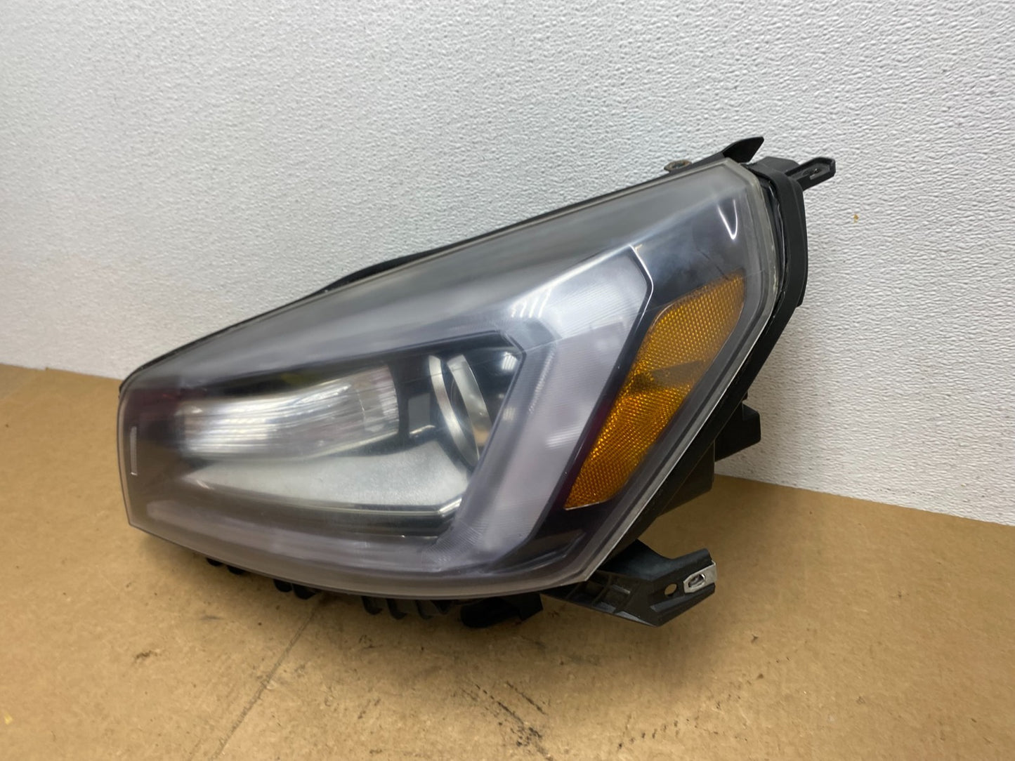 2013-2016 Gmc Acadia Left Driver LH Side Led Halogen Headlight TYC AC3568 DW1