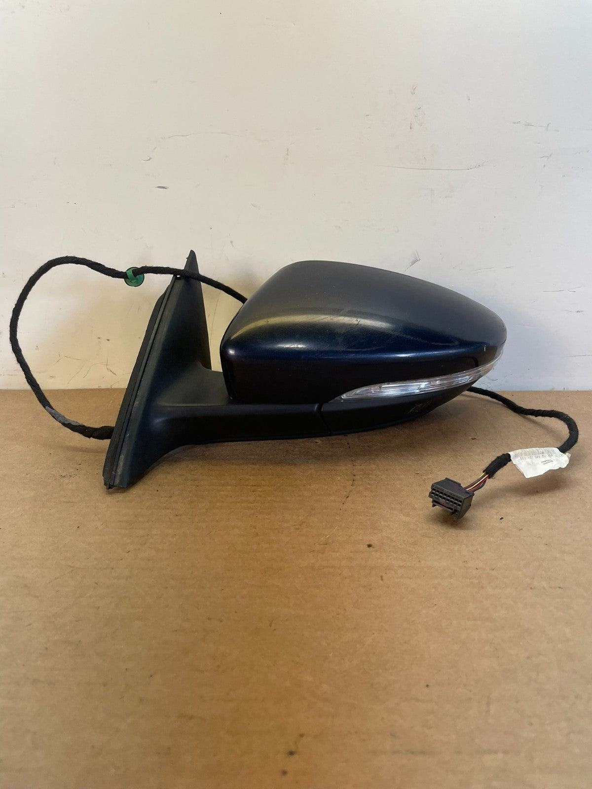 2012 to 2016 Volkswagen Passat Left Driver LH Turn View Door Mirror AF8661 DG0