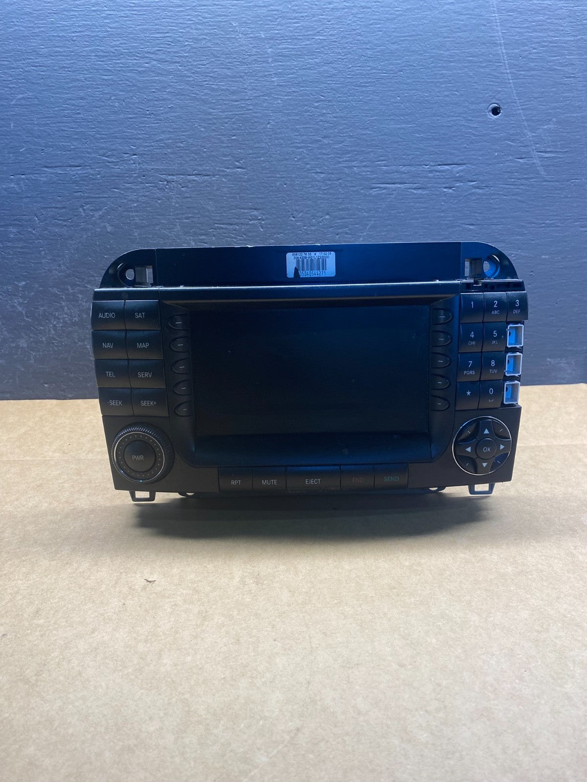 2004 2005 2006  Mercedes S430 S500 Radio Navigation Screen Display AC2722 DG0