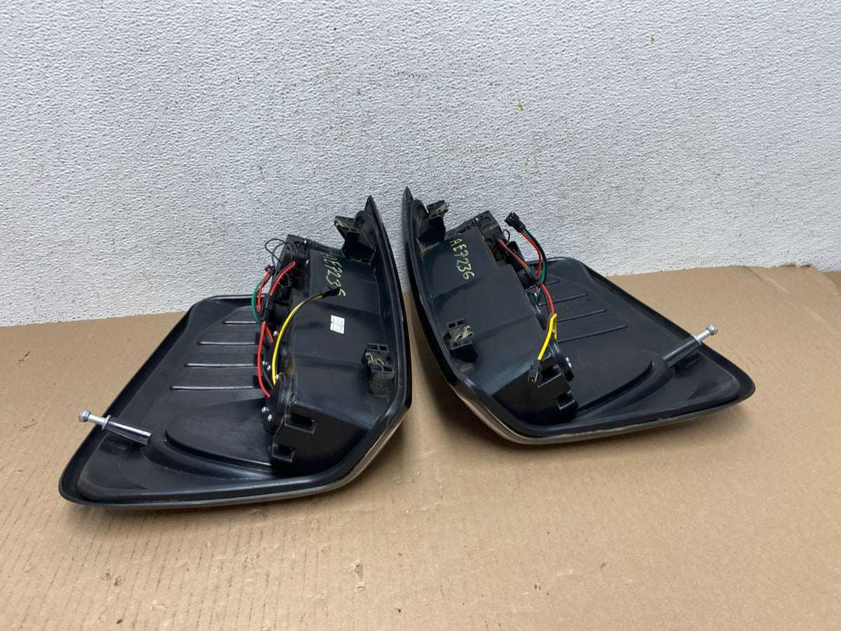 1999-2004 Jeep Grand Cherokee Left + Right Set Smoke LED Tail Lights AE7236 DG7