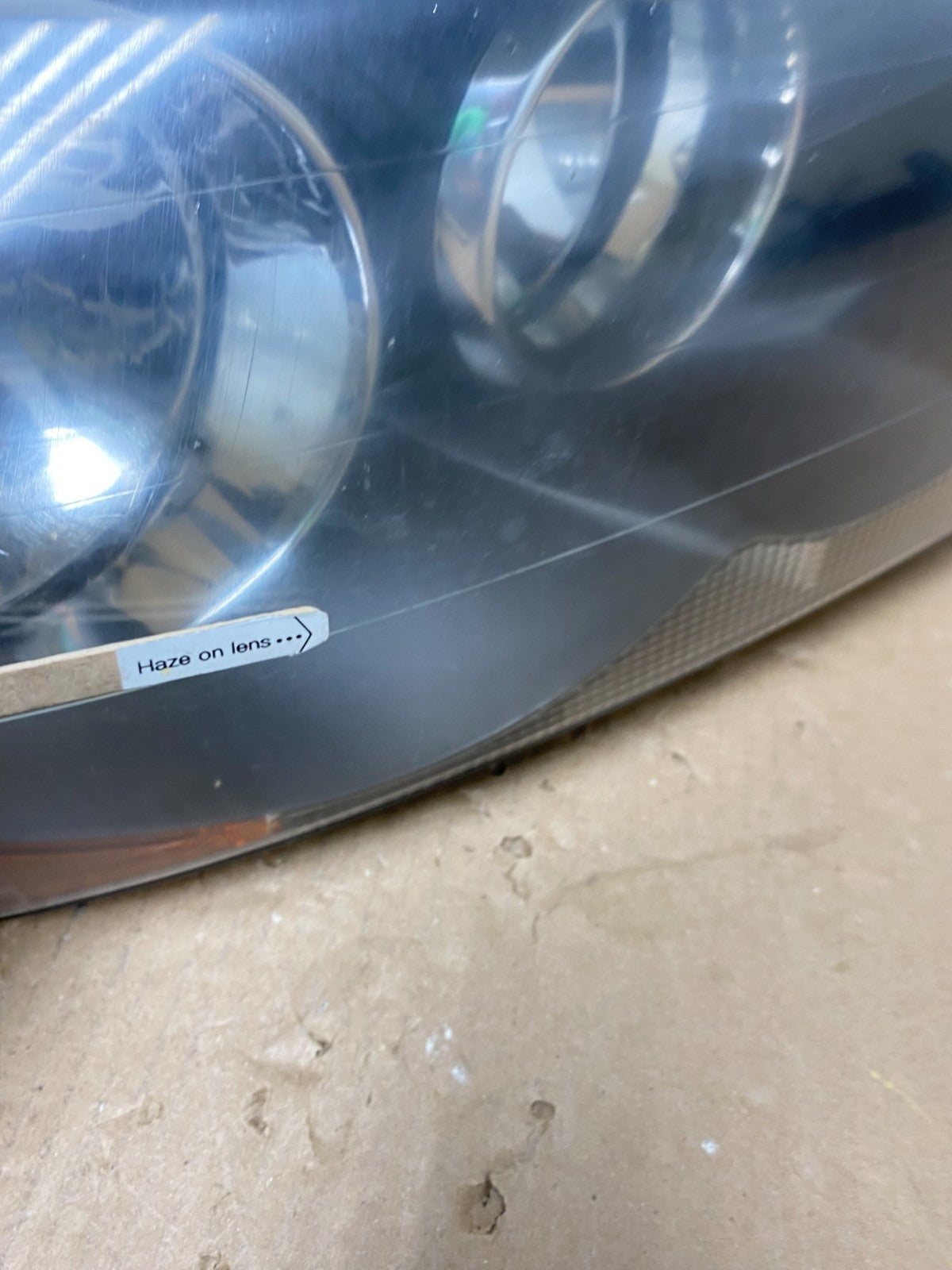 2003 to 2006 Volvo XC90 Right Passenger Rh Side Headlight Halogen AB6903 DW5