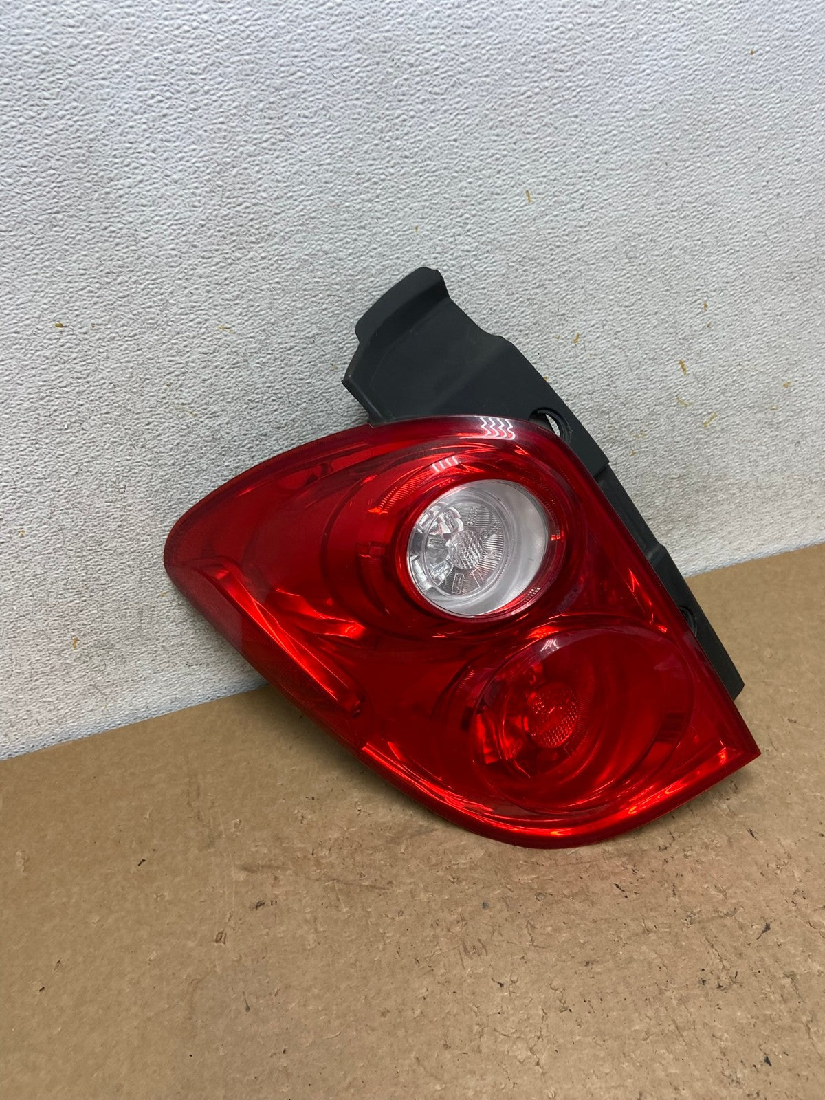2010 to 2015 Chevrolet Equinox Left Driver Lh Side Tail Light AI3703 LK2