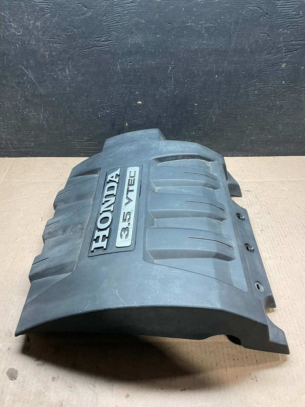 2006 to 2008 Honda Pilot Black Engine Cover OEM 3.5L J6905 PS3