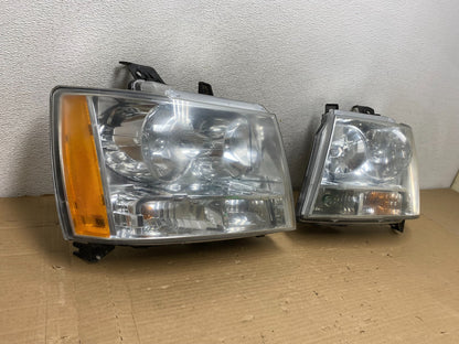 2007 to 2013 Chevrolet Suburban Tahoe Left+Right Set Headlights AG8147 DW1