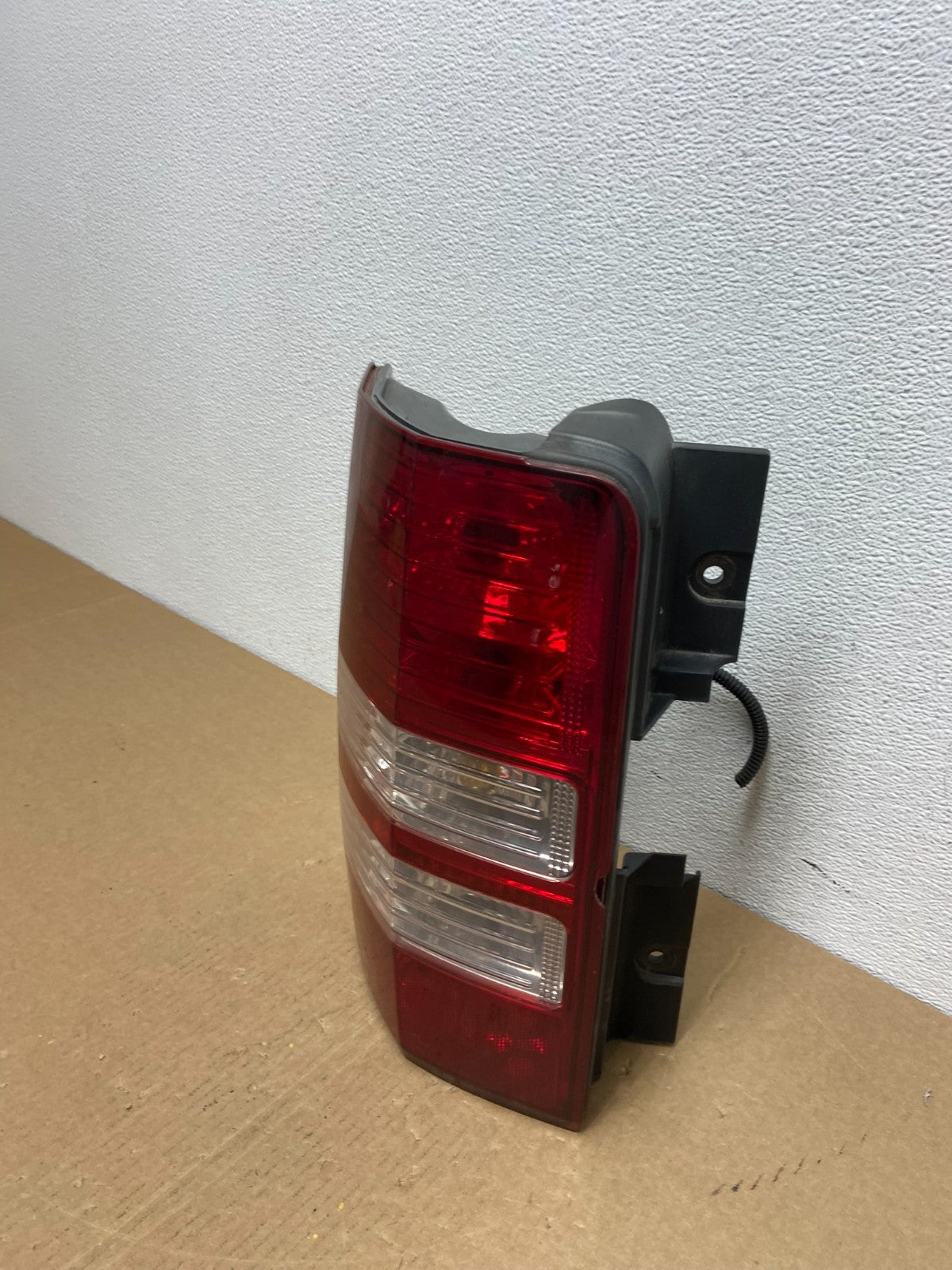 2008 to 2012 Jeep Liberty Left Driver Side Lh Tail Light OEM AC1111 DW1