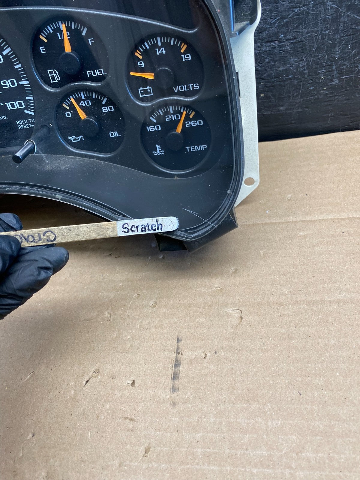 2002 GMC Yukon Speedometer Cluster Gauge AG5258 DG1