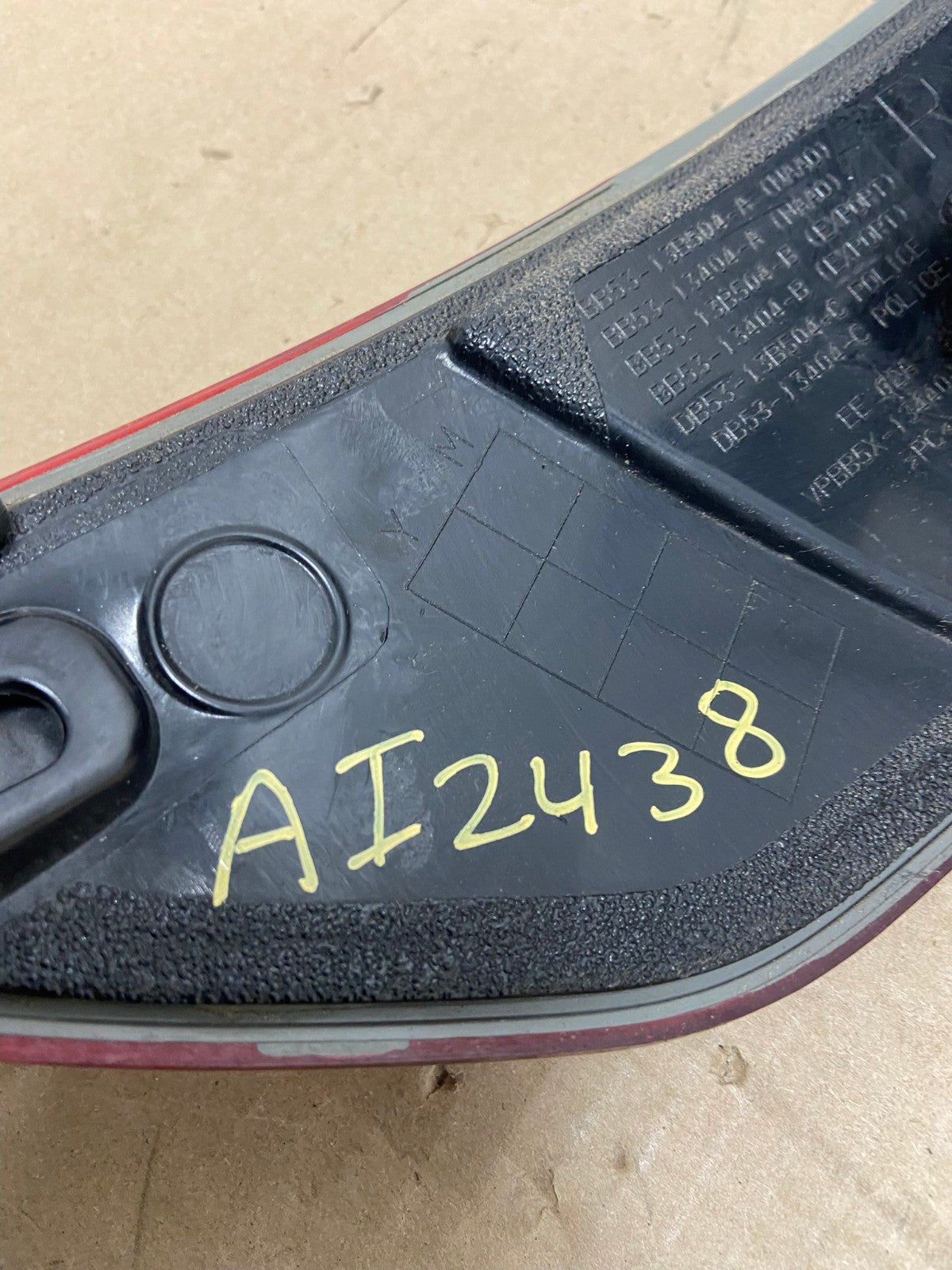 2011 2012 2013 2014 2015 Ford Explorer Right Passenger RH Tail light AI2438 LK7