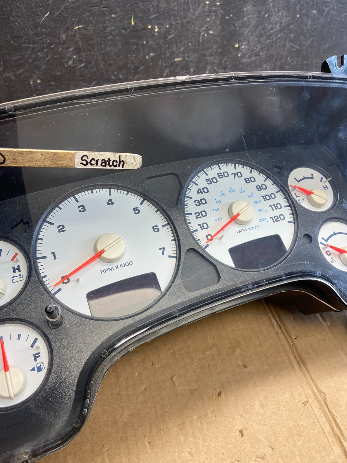 2004 - 2005 Dodge Ram 1500 Instrument Speedometer Gauge Cluster ae4395 DG3