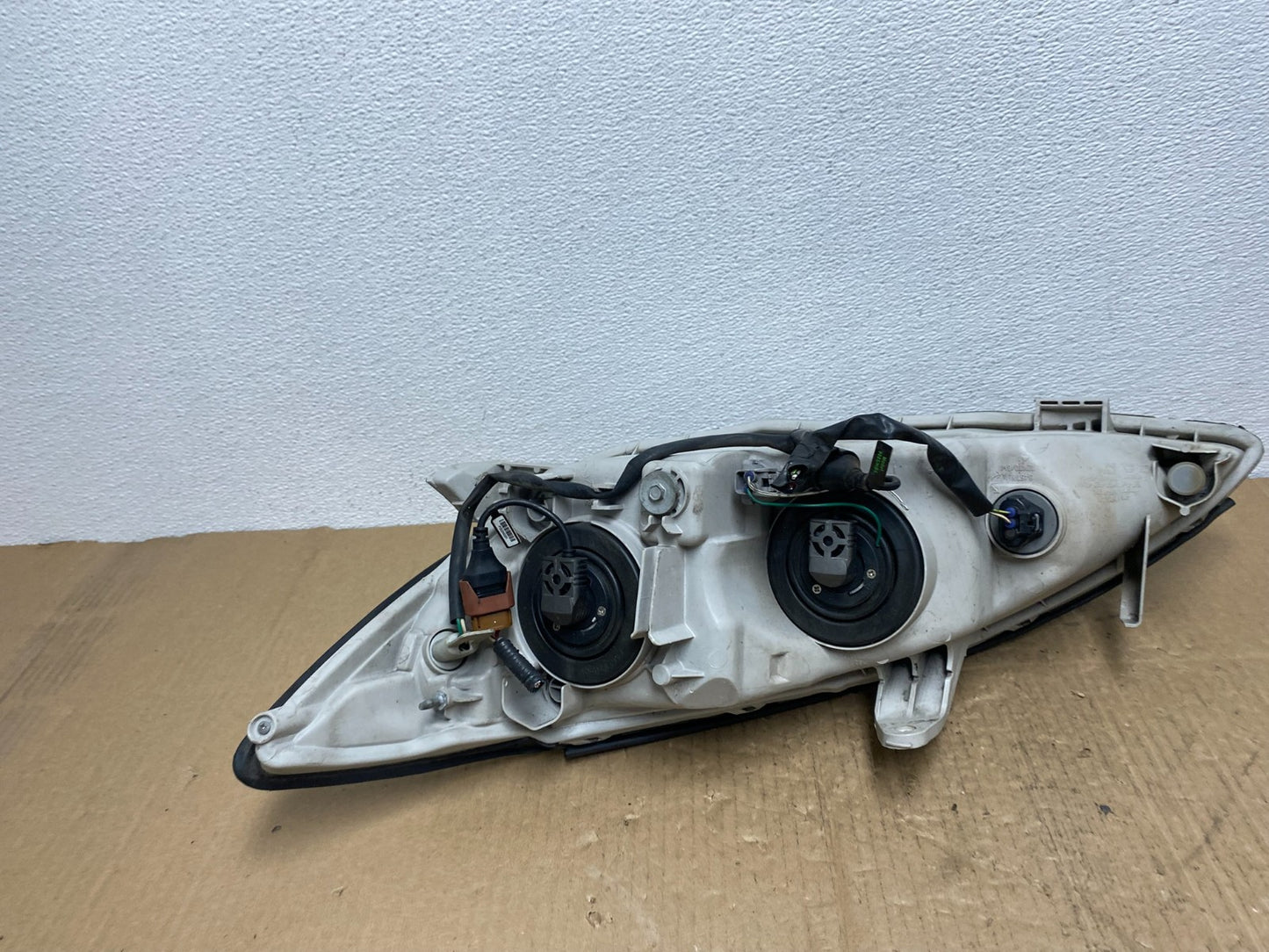 2005 to 2006 Toyota Camry Right Passenger RH Halogen Headlight Oem AB8248 DW4