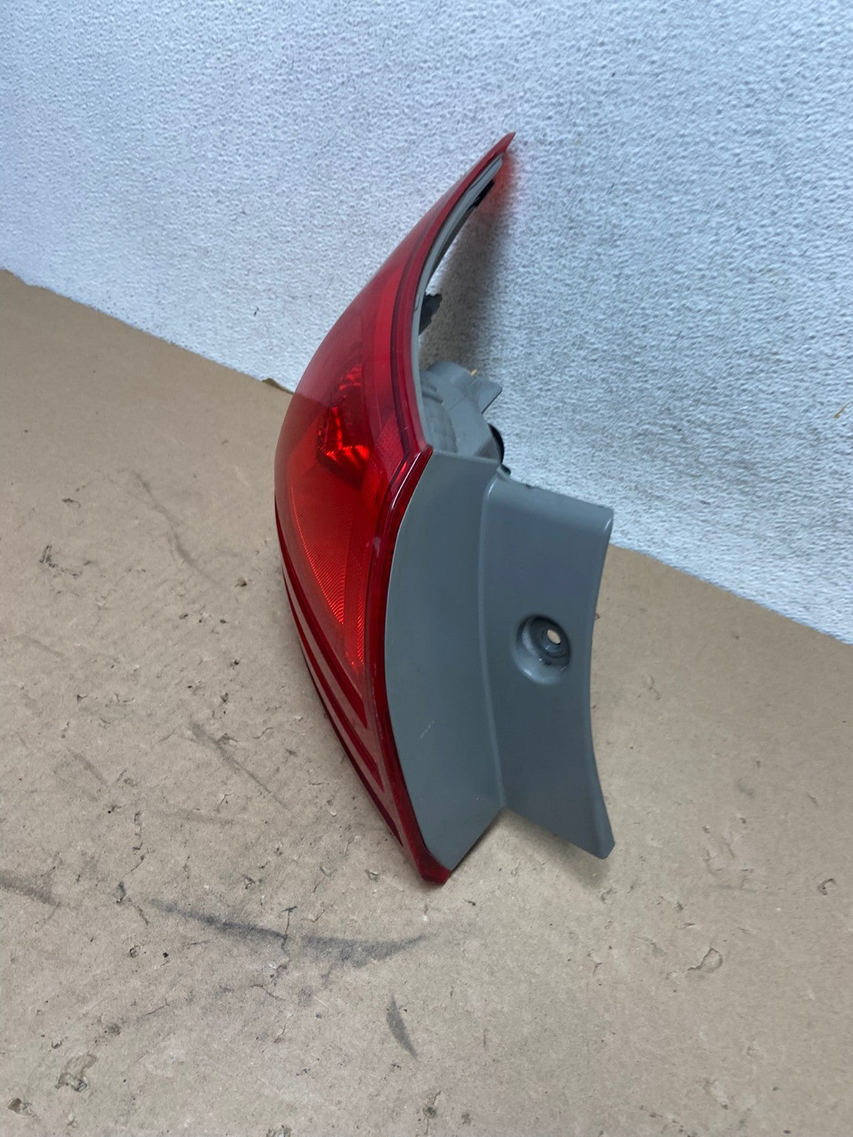 2008 to 2015 Nissan Rogue Left Driver Lh Side Tail Light AG4211 LK1