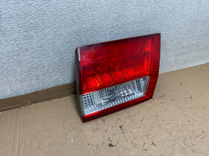 2005 2006 2007 Honda Odyssey Inner Right Passenger RH Tail Light U8734 DW2