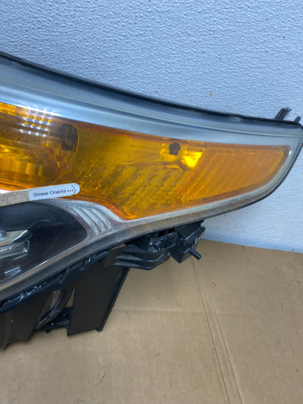 2011 to 2015 Ford Explorer Left Driver LH Xenon Headlight AD0726 DW4