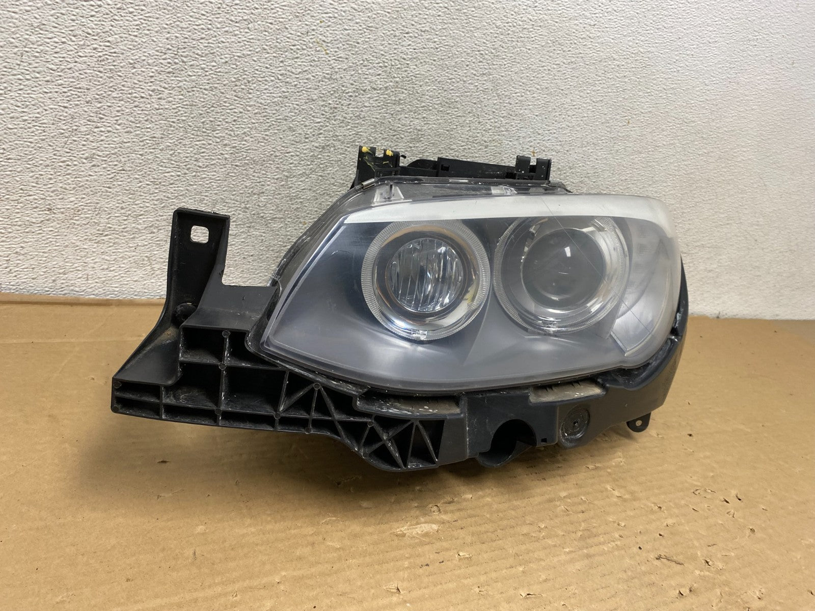 2011-2013 BMW 3-Series Coupe 335i Right Passenger Headlight Xenon AFS AG9232 DW2