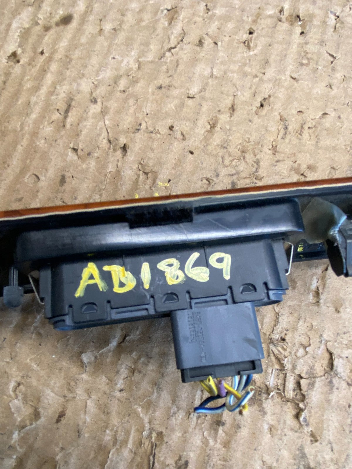 2009 2010 2011 2012 Ford Flex Front Switches Hazzard Trim Molding ad1869 DG4